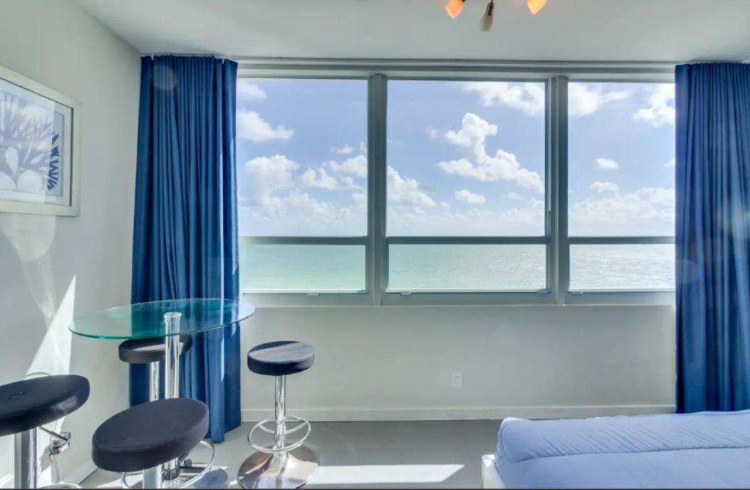 Castle 835 Oceanview Studio On Beach With Pool, Gym, Bars, And Free Parking Miami Beach Dış mekan fotoğraf