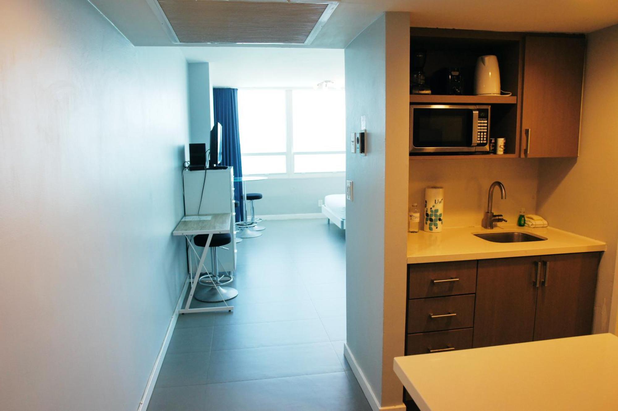 Castle 835 Oceanview Studio On Beach With Pool, Gym, Bars, And Free Parking Miami Beach Dış mekan fotoğraf