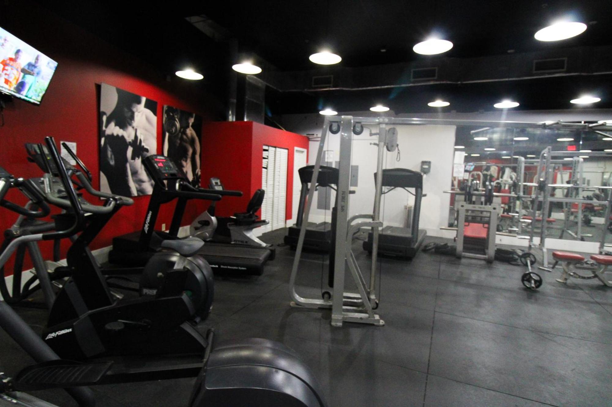 Castle 835 Oceanview Studio On Beach With Pool, Gym, Bars, And Free Parking Miami Beach Dış mekan fotoğraf