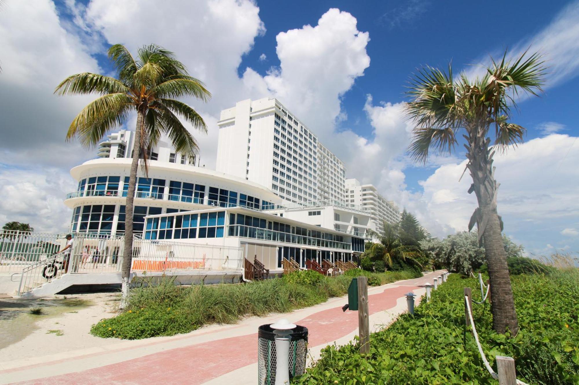 Castle 835 Oceanview Studio On Beach With Pool, Gym, Bars, And Free Parking Miami Beach Dış mekan fotoğraf