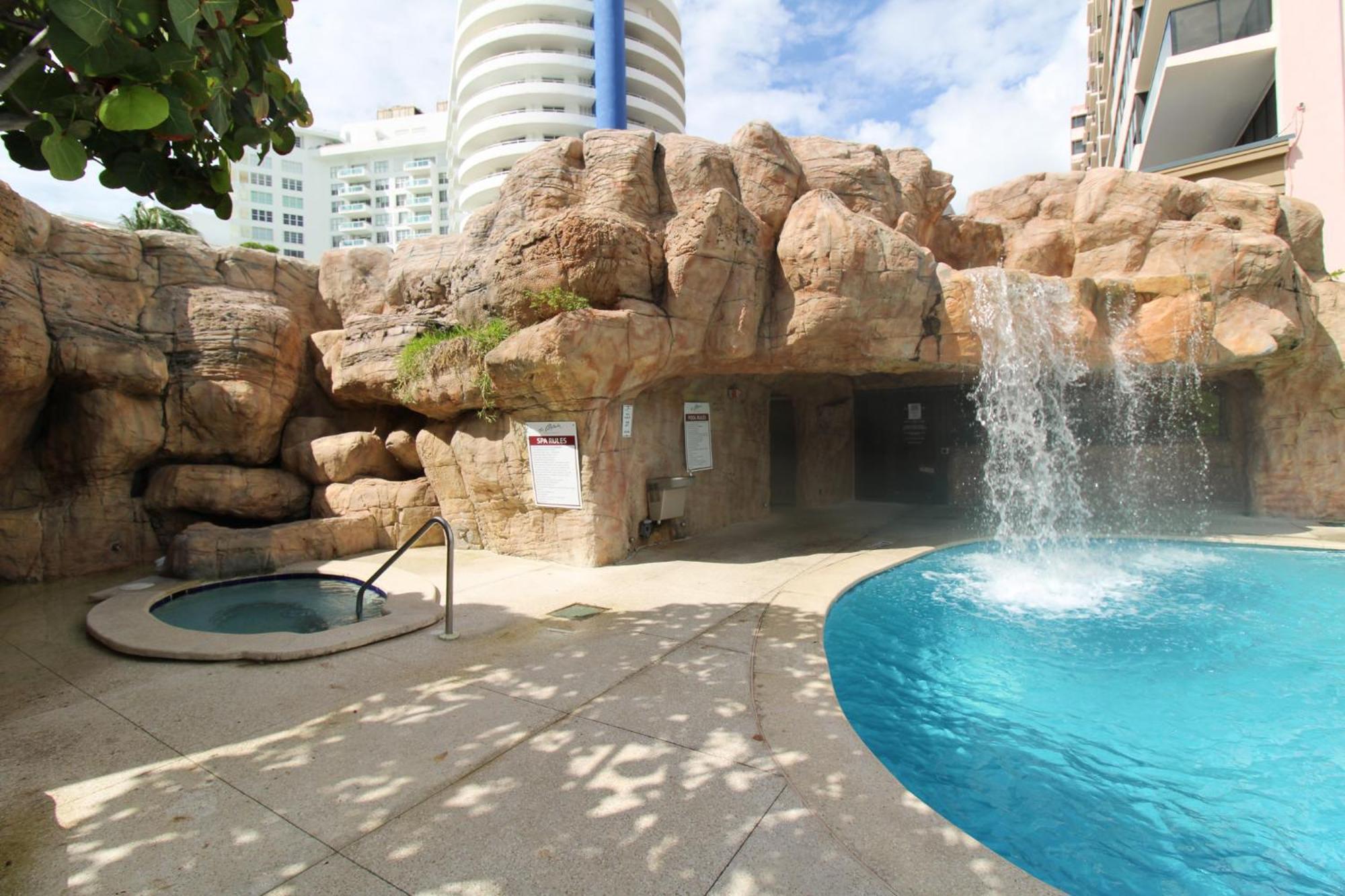 Castle 835 Oceanview Studio On Beach With Pool, Gym, Bars, And Free Parking Miami Beach Dış mekan fotoğraf